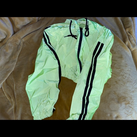 Neon green cropped workout jacket - Picture 4 of 4